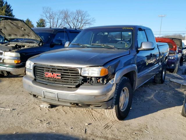 2GTEK19T3Y1241666 - 2000 GMC NEW SIERRA GRAY photo 2