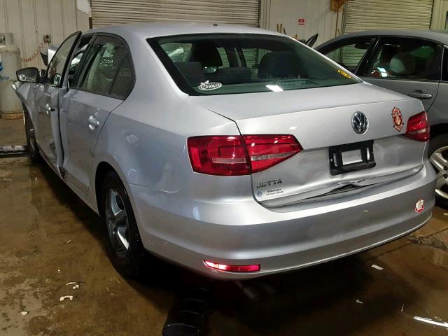 3VW2K7AJ7FM423003 - 2015 VOLKSWAGEN JETTA BASE SILVER photo 3