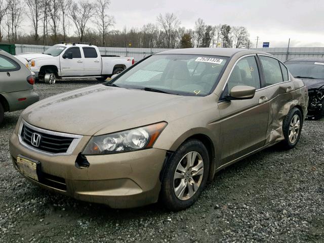 1HGCP2F42AA005082 - 2010 HONDA ACCORD LXP GOLD photo 2