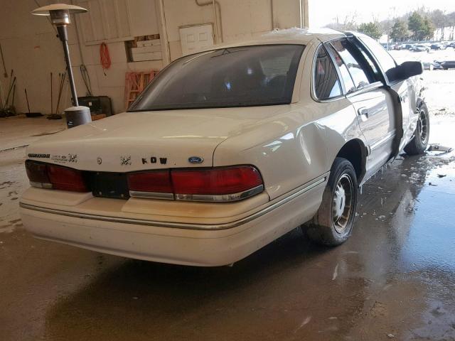 2FALP74W7VX230245 - 1997 FORD CROWN VICT WHITE photo 4