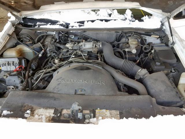 2FALP74W7VX230245 - 1997 FORD CROWN VICT WHITE photo 7