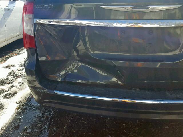 2A4RR5DG9BR713922 - 2011 CHRYSLER TOWN & COU GRAY photo 9