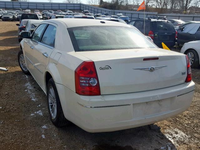 2C3CA1CVXAH320404 - 2010 CHRYSLER 300 TOURIN CREAM photo 3