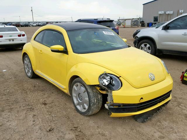 3VWJP7ATXCM609273 - 2012 VOLKSWAGEN BEETLE YELLOW photo 1