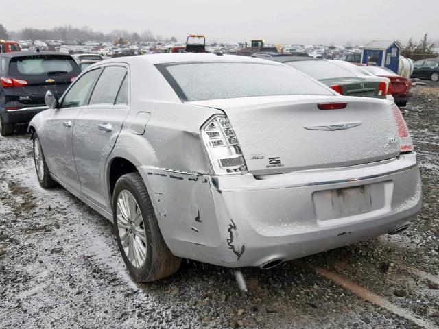 2C3CCAHG0CH313856 - 2012 CHRYSLER 300 LIMITE SILVER photo 3