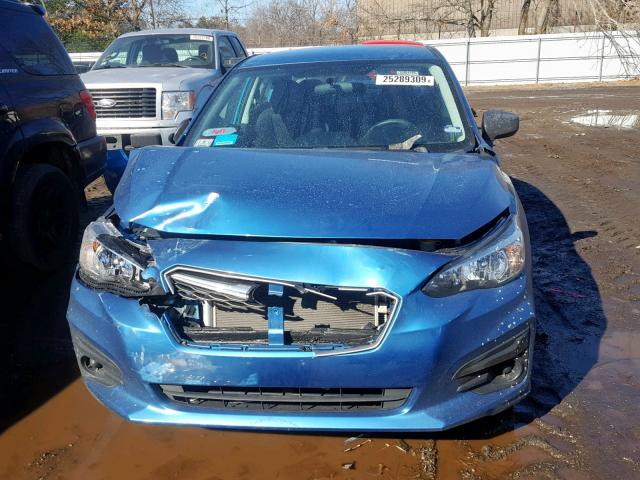 4S3GKAA66H3627779 - 2017 SUBARU IMPREZA BLUE photo 9