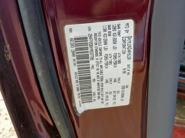 2B4FP25BXYR537789 - 2000 DODGE CARAVAN PURPLE photo 10