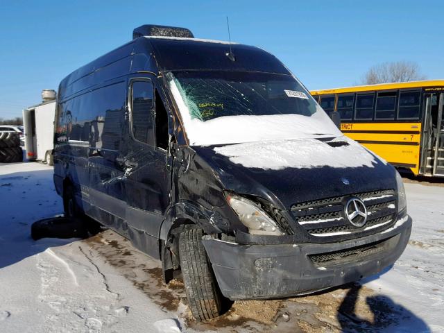 WD3PE8CC6C5709764 - 2012 MERCEDES-BENZ SPRINTER 2 BLUE photo 1