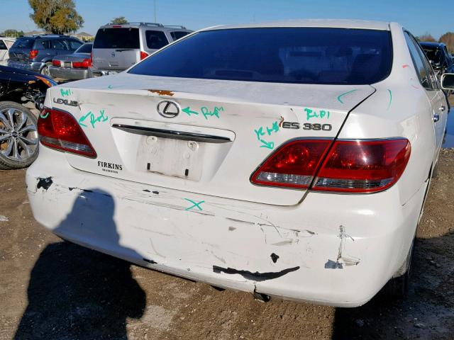 JTHBA30GX55093901 - 2005 LEXUS ES 330 WHITE photo 9