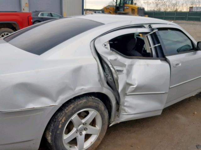 2B3CA3CV1AH152600 - 2010 DODGE CHARGER SX SILVER photo 9