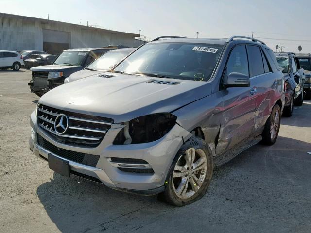 4JGDA5JBXEA377508 - 2014 MERCEDES-BENZ ML 350 GRAY photo 2