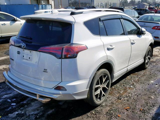 JTMJFREV9GD179122 - 2016 TOYOTA RAV4 SE WHITE photo 4