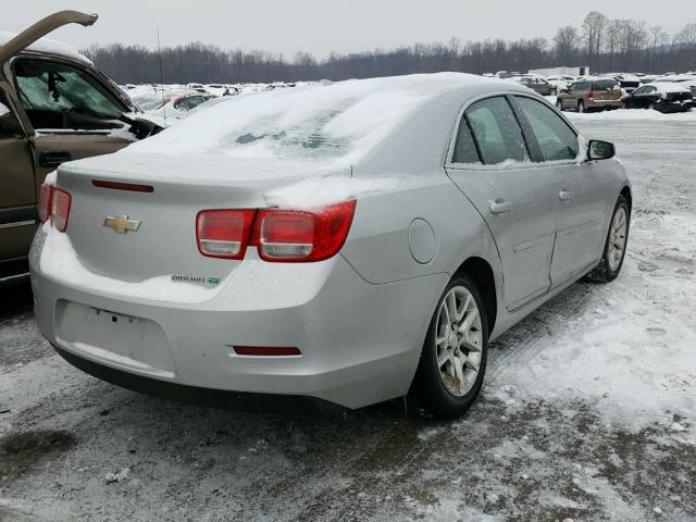1G11D5SRXDF147701 - 2013 CHEVROLET MALIBU 1LT ვერცხლისფერი ფოტო 4
