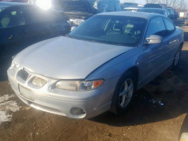 1G2WP12K3YF322428 - 2000 PONTIAC GRAND PRIX SILVER photo 2