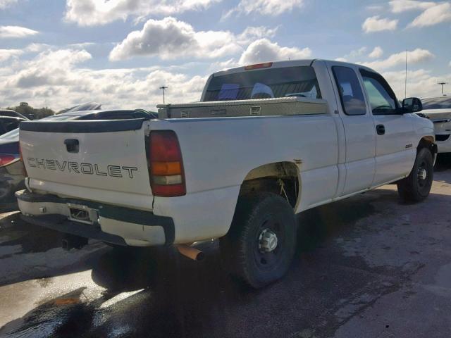 1GCFC29T0XZ126004 - 1999 CHEVROLET SILVERADO WHITE photo 4