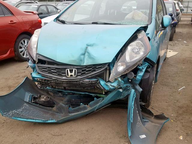 JHMGE8G56DC030509 - 2013 HONDA FIT SPORT TEAL photo 9