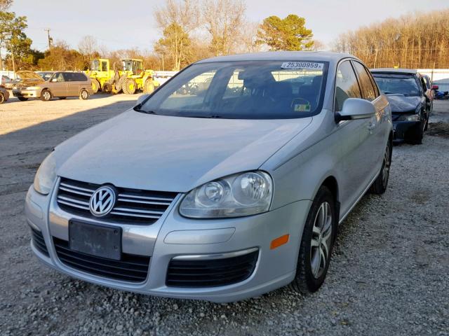 3VWST71K36M698907 - 2006 VOLKSWAGEN JETTA TDI SILVER photo 2