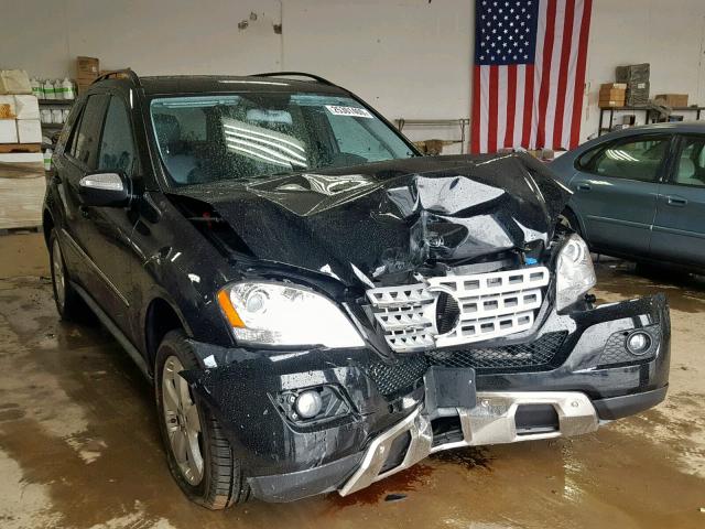 4JGBB86E89A465164 - 2009 MERCEDES-BENZ ML 350 BLACK photo 1