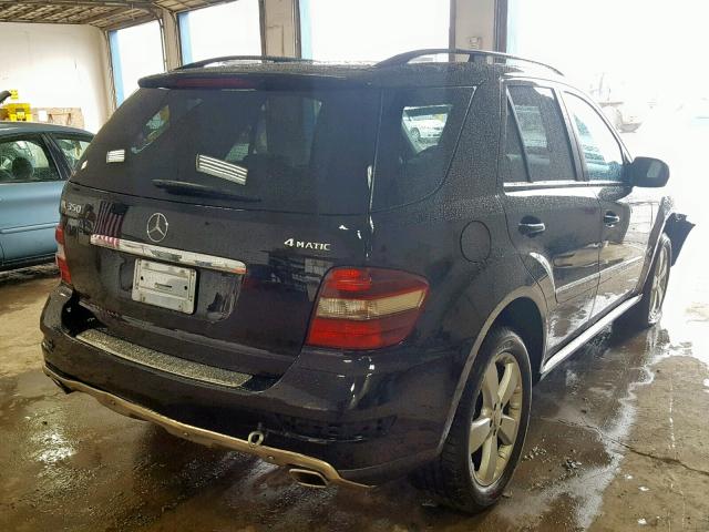 4JGBB86E89A465164 - 2009 MERCEDES-BENZ ML 350 BLACK photo 4