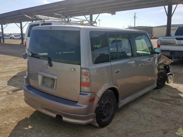 JTLKT324154024085 - 2005 TOYOTA SCION XB GRAY photo 4