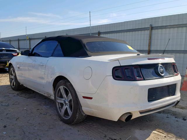 1ZVBP8FF5D5206175 - 2013 FORD MUSTANG GT WHITE photo 3