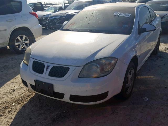 1G2AL15F577406151 - 2007 PONTIAC G5 WHITE photo 2