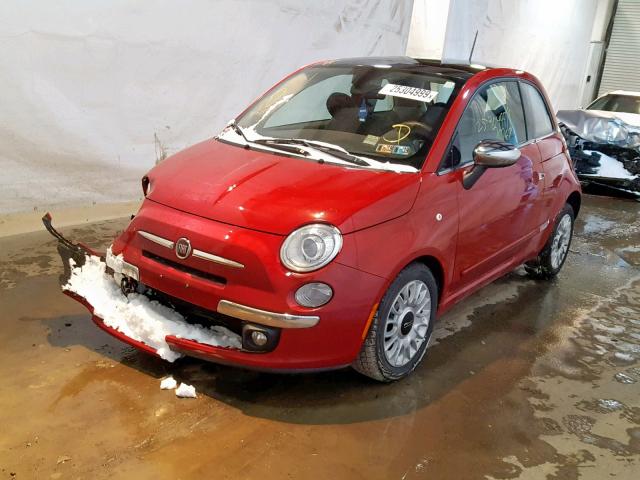 3C3CFFCR8DT635327 - 2013 FIAT 500 LOUNGE RED photo 2