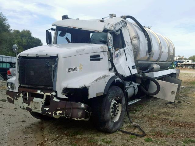 4V5KC9GF27N453581 - 2007 VOLVO VHD WHITE photo 2