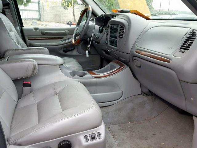 5LMPU28L0WLJ44435 - 1998 LINCOLN NAVIGATOR 黑色 照片 5