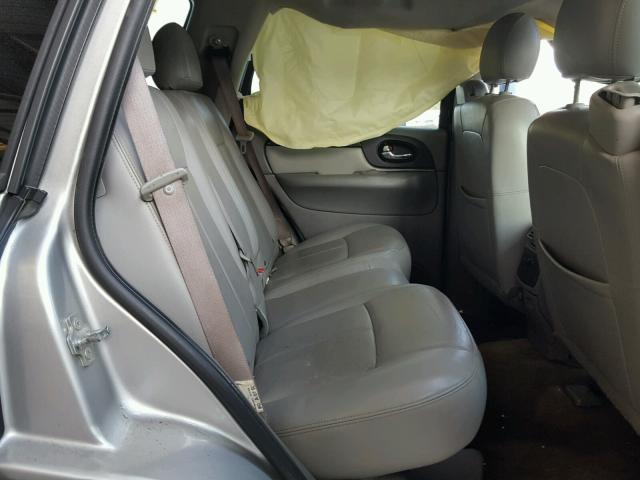 1GKDS13S872244478 - 2007 GMC ENVOY SILVER photo 6