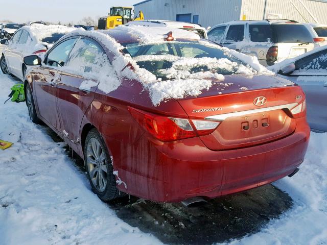 5NPEC4AB0BH190229 - 2011 HYUNDAI SONATA SE RED photo 3