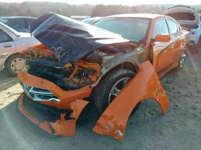 2C3CDXCT2EH178189 - 2014 DODGE CHARGER R/ ORANGE photo 2