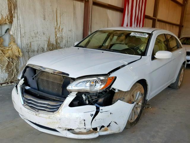 1C3CCBBB7CN205793 - 2012 CHRYSLER 200 TOURIN WHITE photo 2