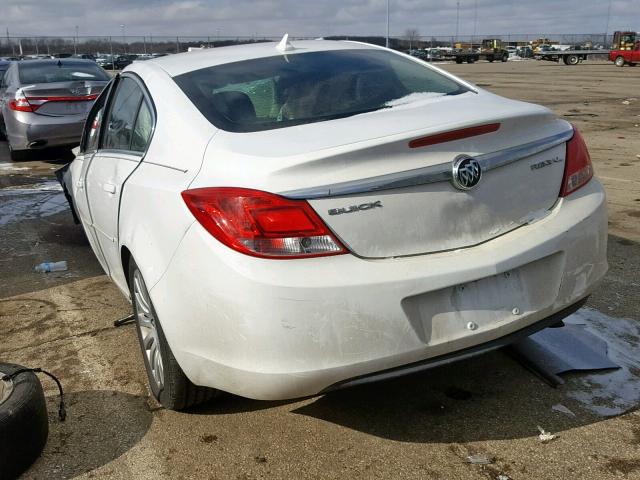 2G4GR5EK1C9115496 - 2012 BUICK REGAL WHITE photo 3