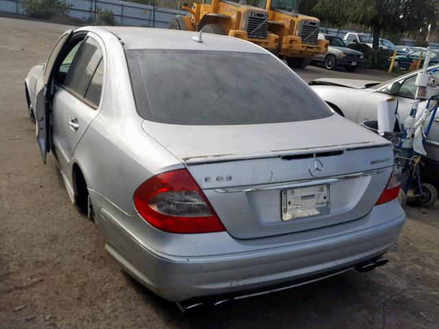 WDBUF77X17B002140 - 2007 MERCEDES-BENZ E 63 AMG SILVER photo 3