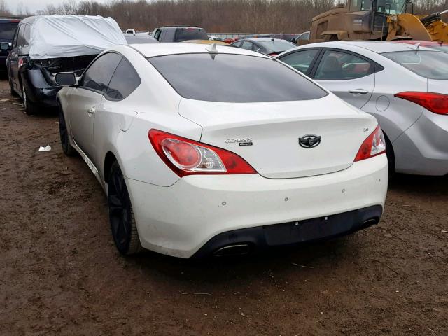 KMHHU6KH5BU064054 - 2011 HYUNDAI GENESIS CO WHITE photo 3