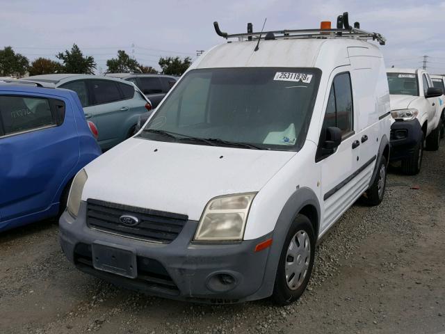 NM0LS7AN7AT000956 - 2010 FORD TRANSIT CO WHITE photo 2