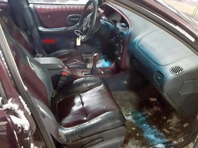 1G2WP52K72F169258 - 2002 PONTIAC GRAND PRIX PURPLE photo 5