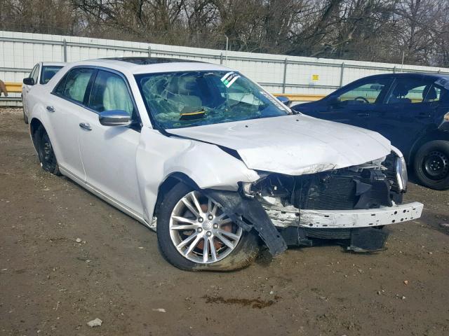 2C3CCAEG1GH320597 - 2016 CHRYSLER 300C WHITE photo 1