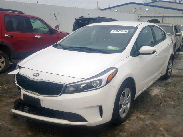 3KPFL4A79HE053951 - 2017 KIA FORTE LX WHITE photo 2