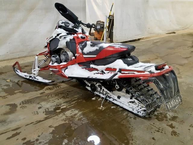 4UF8LY10XHT000503 - 2017 YAMAHA SNOWMOBILE RED photo 3