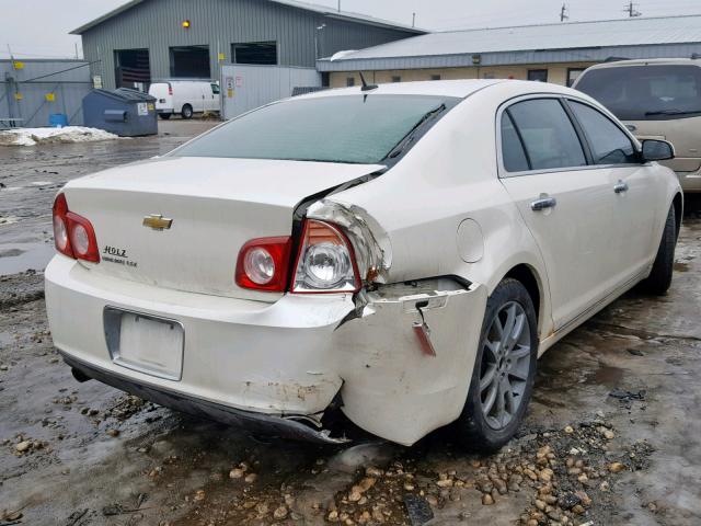 1G1ZE5E16BF237107 - 2011 CHEVROLET MALIBU LTZ WHITE photo 4