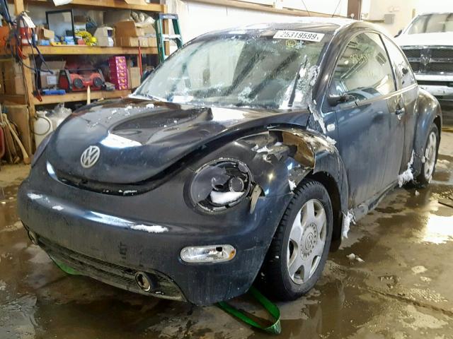 3VWCD21C6XM453212 - 1999 VOLKSWAGEN NEW BEETLE Qara foto 2