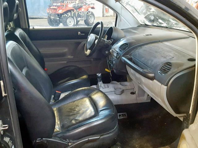 3VWCD21C6XM453212 - 1999 VOLKSWAGEN NEW BEETLE Qara foto 5