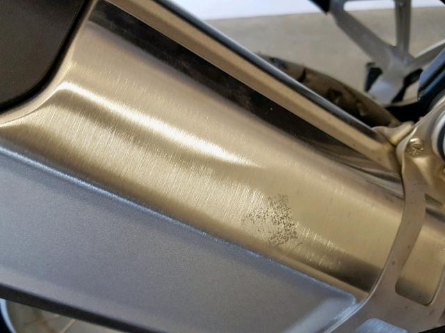 WB10A6106JZ657491 - 2018 BMW R1200 GS BLACK photo 18