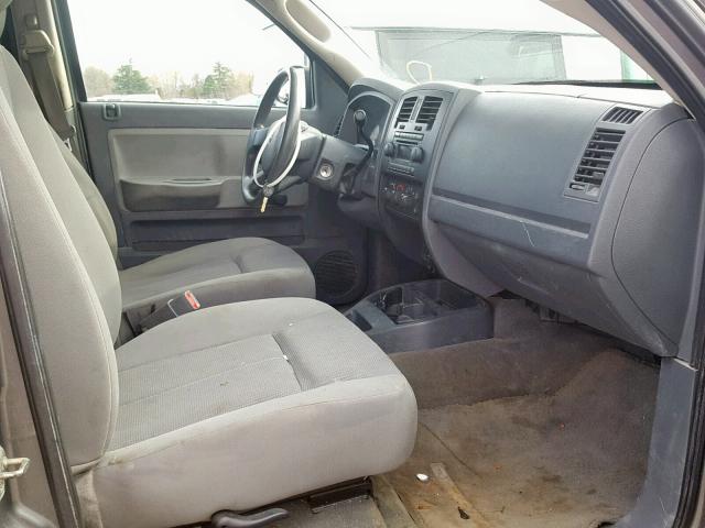 1D7HW28K46S637060 - 2006 DODGE DAKOTA QUA GRAY photo 5