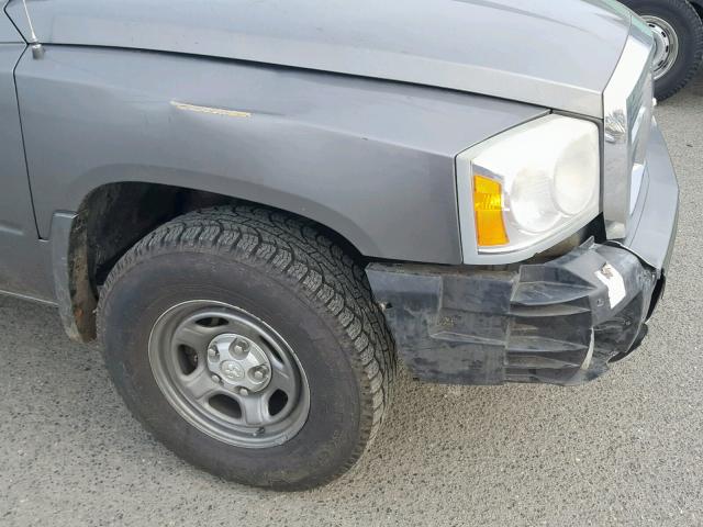 1D7HW28K46S637060 - 2006 DODGE DAKOTA QUA GRAY photo 9