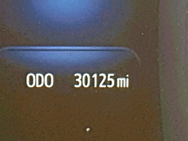 4T1BK1EB7JU285823 - 2018 TOYOTA AVALON XLE SILVER photo 8