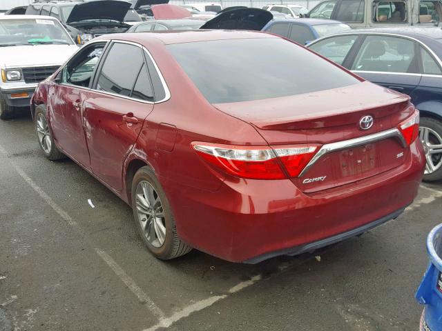 4T1BF1FK0HU726608 - 2017 TOYOTA CAMRY LE RED photo 3