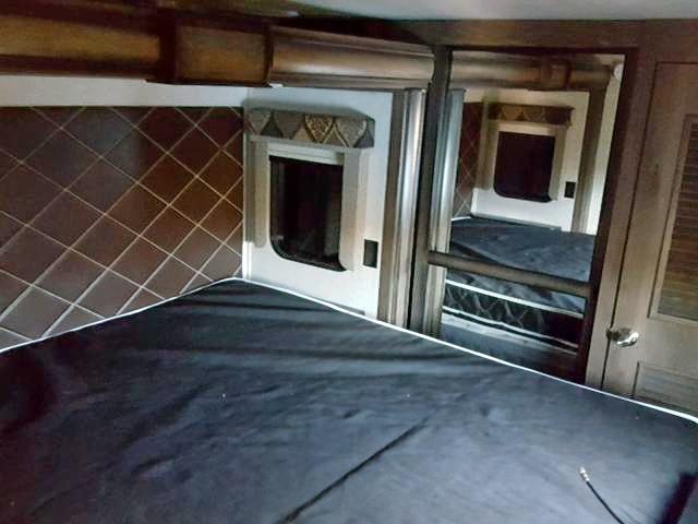 4YDF37928K4701070 - 2019 MONT KEYSTONE BEIGE photo 5